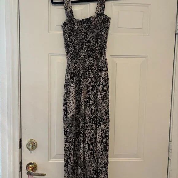 Women's Evereve Roan and Ryan sundress black/white sz M NWT $108 retail #179. - Picture 2 of 2